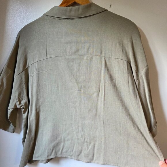 EUC LIKE NEW MOA MOA V NECK LOOSE FITTING SHIRT TOP SIZE LARGE - Picture 5 of 15